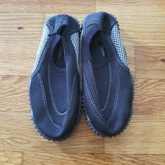 airwalk water shoes
